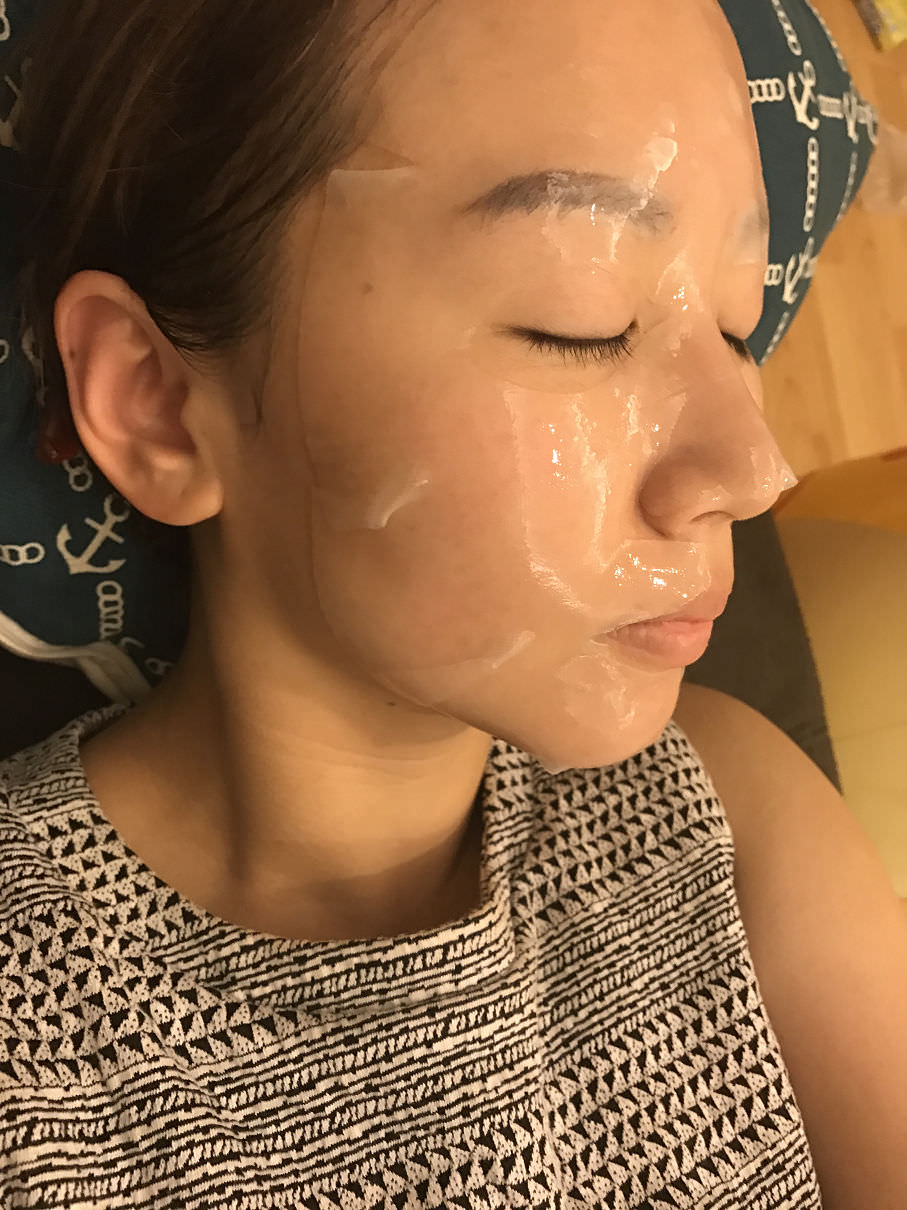 推薦貴婦級的面膜享受，讓你臉部保濕又能泡美容湯的凡維思Vibex冰川沁潤水導膜心得分享  