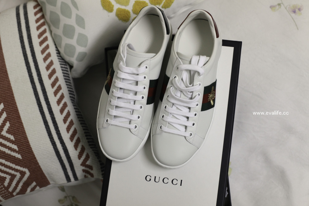 【精品鞋開箱】Gucci Ace 蜜蜂鞋穿搭分享，如何挑尺寸？在哪裡買最划算呢？