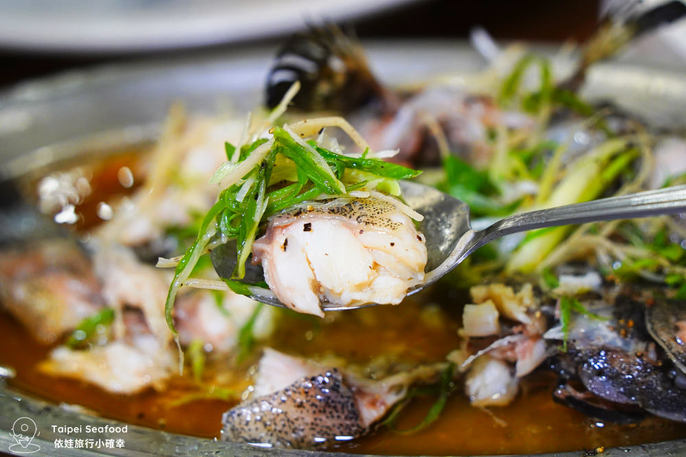 中山站海鮮餐廳推薦「蟹挺豐」，台北人聚餐超愛的熱炒、合菜、螃蟹、生魚片，新鮮直送從漁船到餐桌