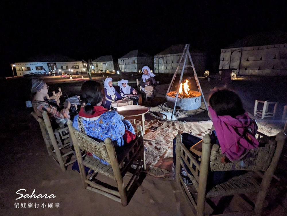 魔力奢華帳篷營區 Sahara Magic Luxury Camp，摩洛哥撒哈拉沙漠豪華露營看星星，IG網美最愛慾望城市風格涼亭，起床就見壯麗沙丘