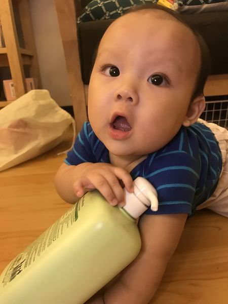 [寶寶]天然洗碗精推薦！適合寶寶使用成分安全的天然鳳梨酵素「PiPPER STANDARD洗碗精」