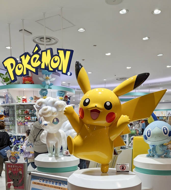札幌寶可夢中心Pokémon Center Sapporo，來找北海道限定商品吧！位於JR札幌車站大丸百貨8樓