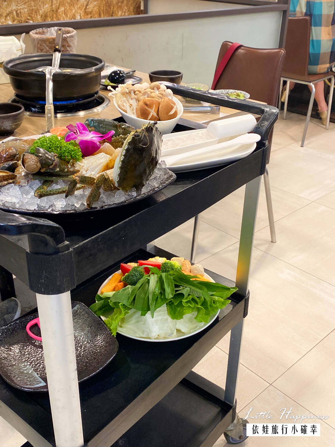 十二籃粥火鍋，老字號平價好的台北信義區海鮮美食，食尚玩家也有來採訪（內附菜單）