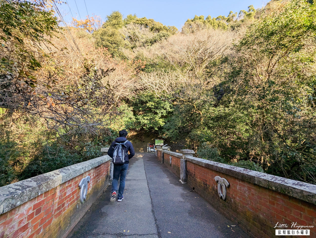 神戶景點推薦，布引瀑布是日本三大神瀑之一，能量滿滿芬多精，賞楓看瀑好悠閒，搭地鐵簡單步行就能抵達